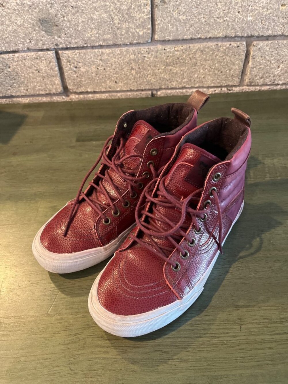 Vans Sk8-Hi Red Leather High-Top Sneakers Womens 8 Mens 6.5 Retro Style